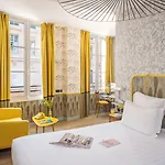Crayon Rouge - Louvre Palais Royal 4*