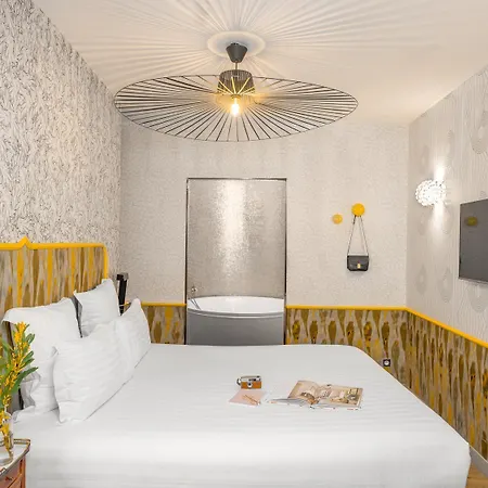 Hotel Crayon Rouge - Louvre Palais Royal 4*