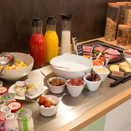 Crayon Rouge - Louvre Palais Royal Paříž