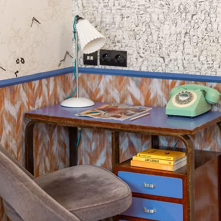 Crayon Rouge - Louvre Palais Royal 4* Paříž