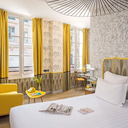 Crayon Rouge - Louvre Palais Royal 4*