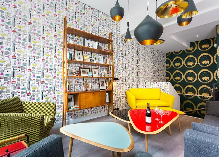 Crayon Rouge - Louvre Palais Royal 4* パリ