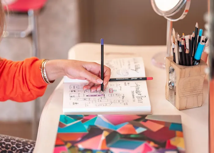 ホテル Crayon Rouge - Louvre Palais Royal