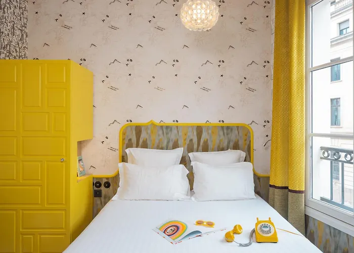 Crayon Rouge - Louvre Palais Royal ホテル パリ