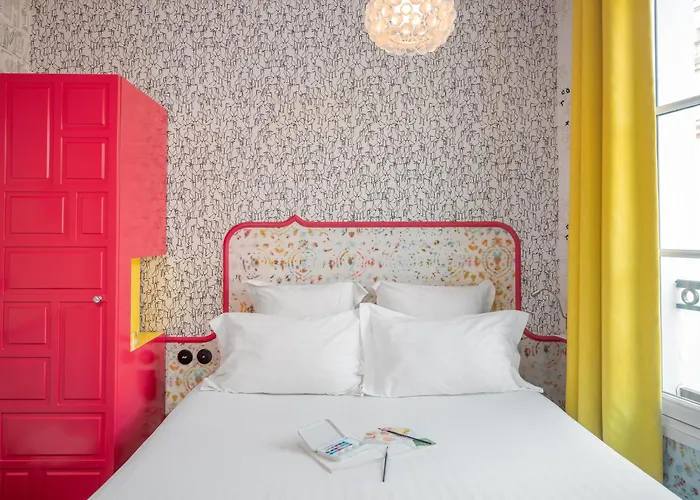 Crayon Rouge - Louvre Palais Royal