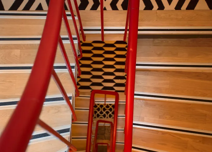 Crayon Rouge - Louvre Palais Royal 4*