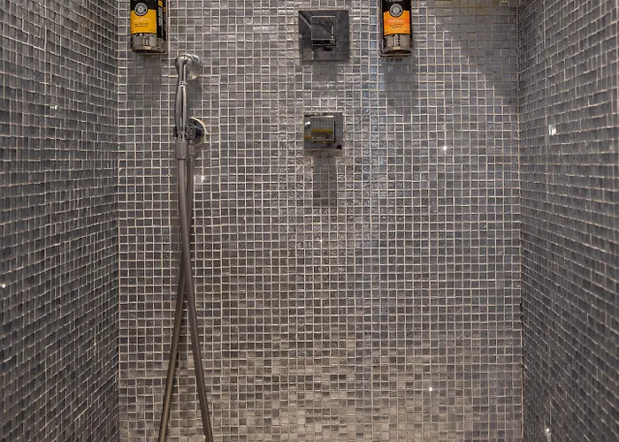 Crayon Rouge - Louvre Palais Royal ホテル 4*