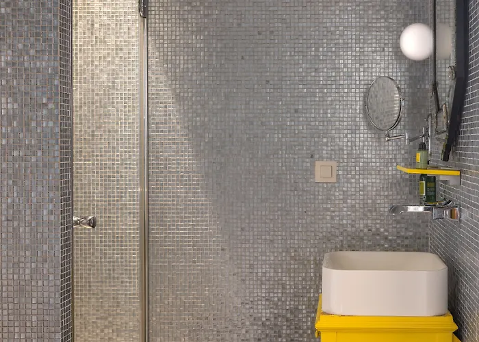 ホテル Crayon Rouge - Louvre Palais Royal