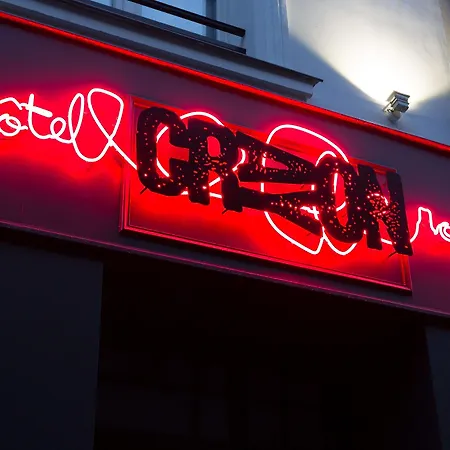 Hotel Crayon Rouge By Elegancia