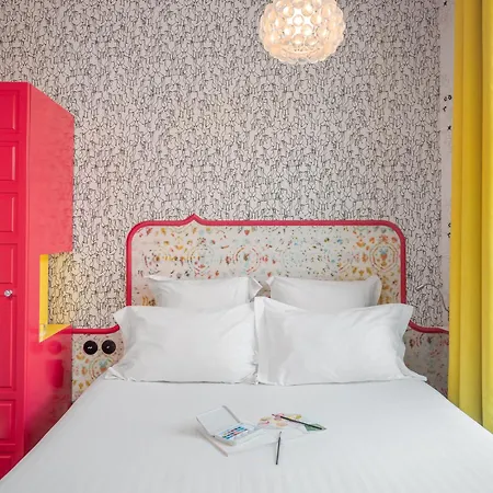 Crayon Rouge - Louvre Palais Royal